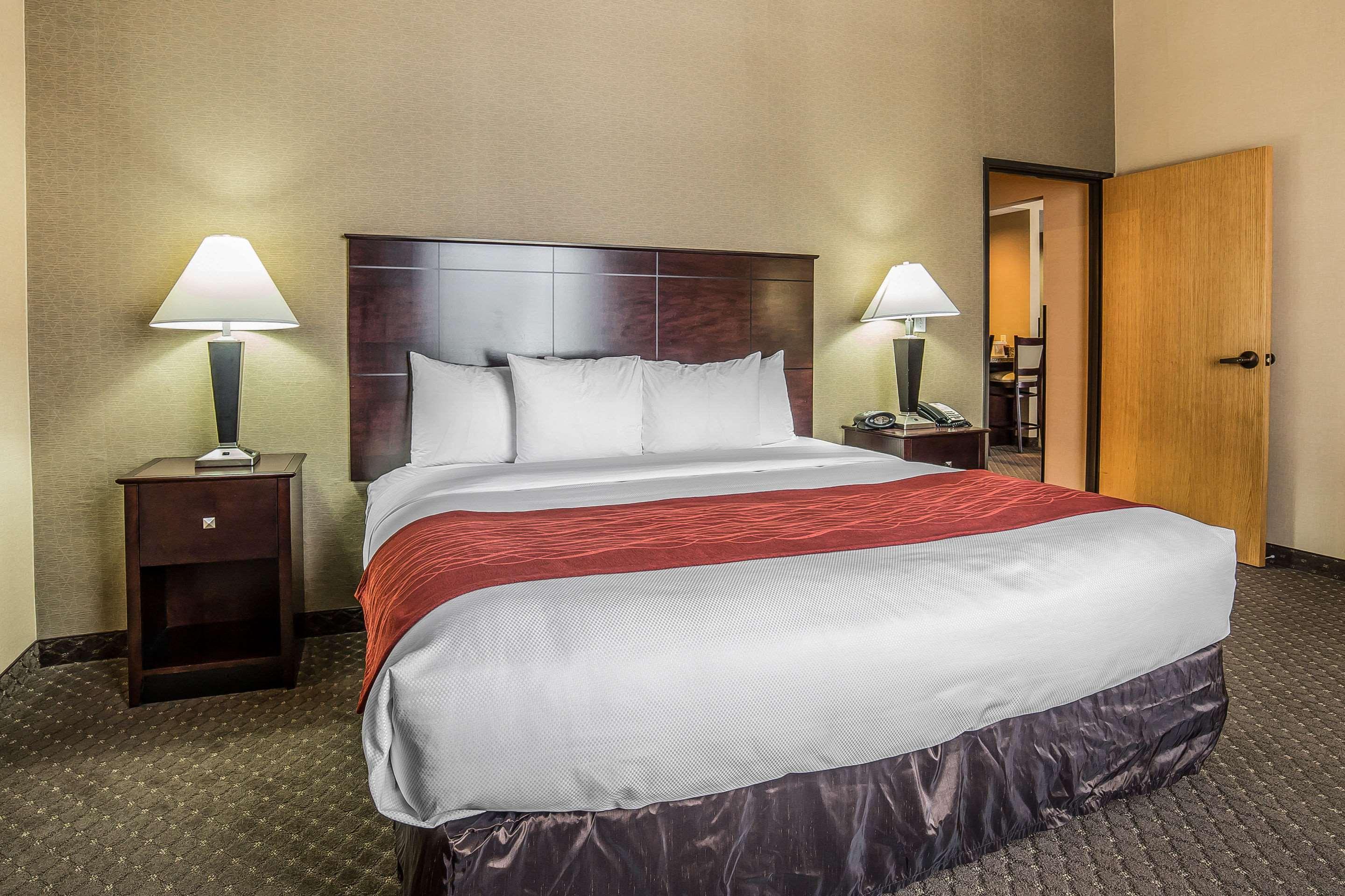 Comfort Suites Ogden Conference Center Екстер'єр фото